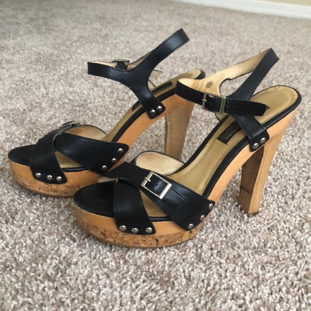 Chinese Laundry “Elise” Platform Sandal